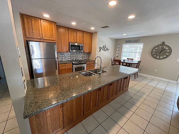5th image of 4624 Canterbury Dr