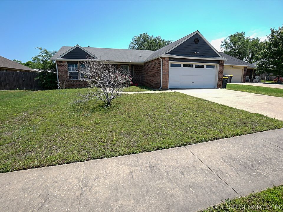 1st image of 13137 S Oak Pl