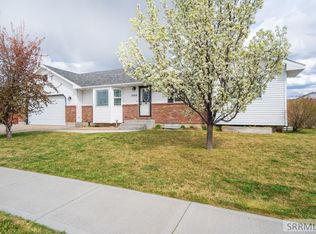 1068 N Preston Dr, Idaho Falls, ID 83401