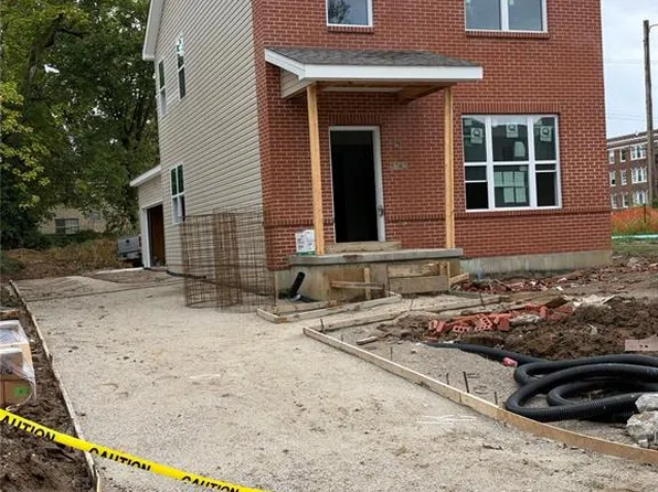 5742 Vernon Ave, Saint Louis, MO 63112