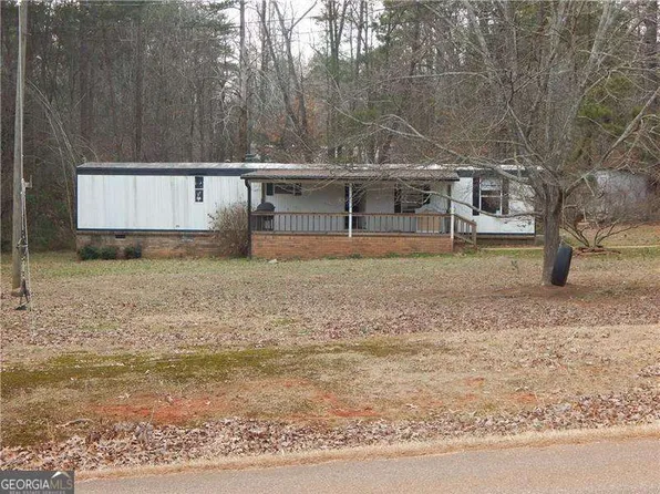 324 Pinetree Rd, Toccoa, GA 30577