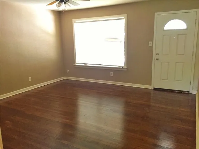 216 Elm St — Photo 12