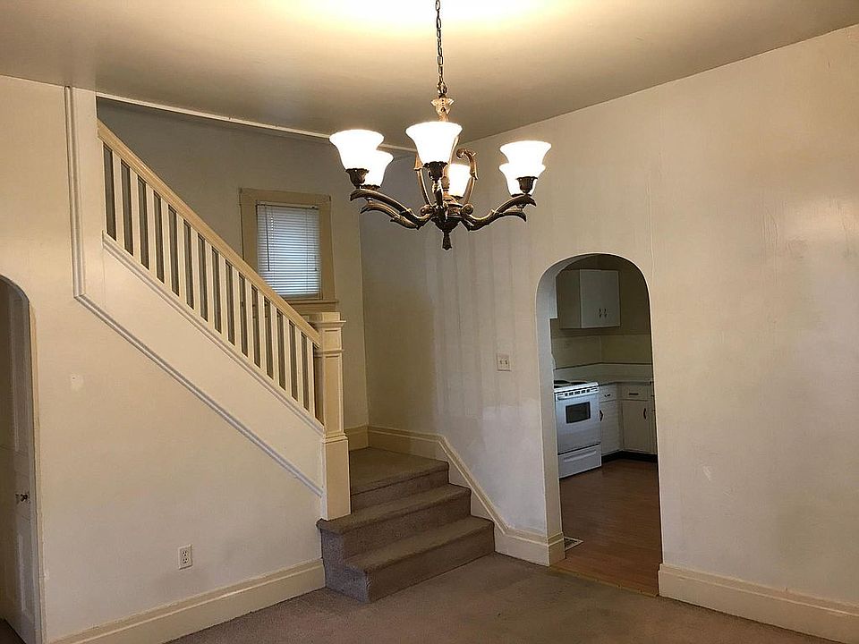 looking towards stairs and kitchen