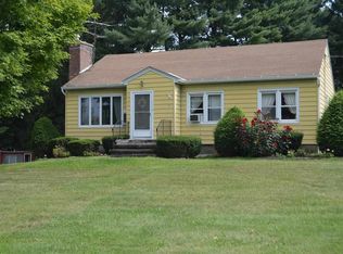 14 Gardner Rd, Wynantskill, NY 12198