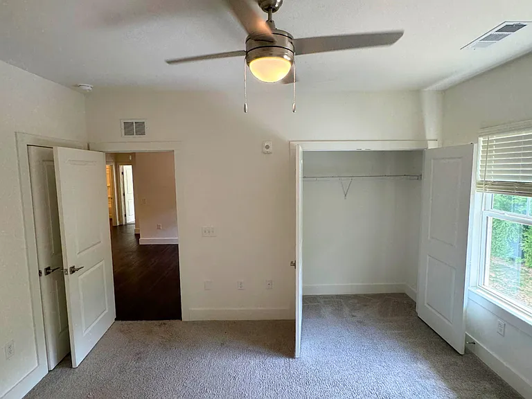 99 Halls Pl — Photo 14