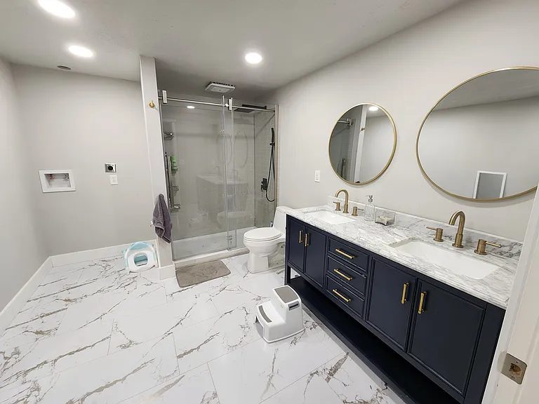 361 E Baird Cir — Photo 14