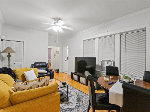 448 W Arlington Pl #1