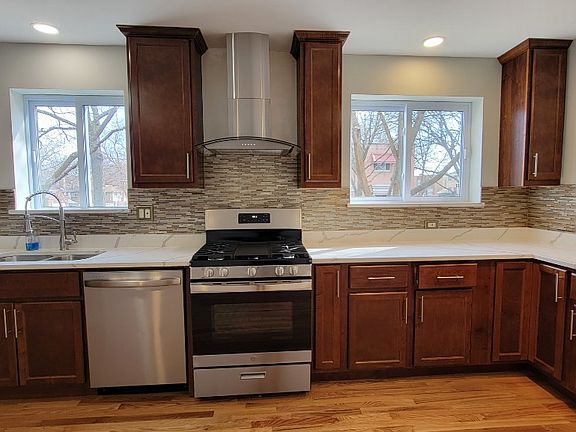 5th image of 5348 N Francisco Ave #1