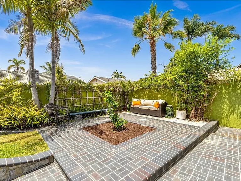 33051 Christina Dr — Photo 29