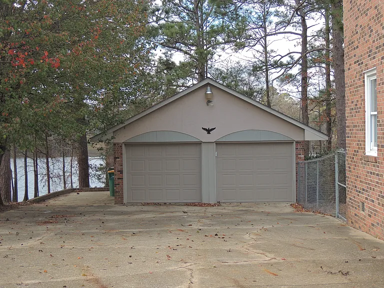 5421 Thompson Cir — Photo 6
