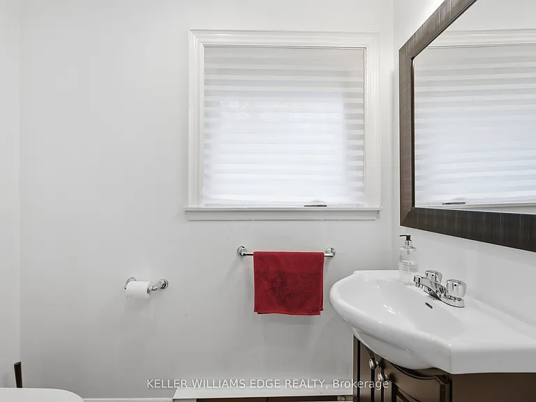 1270 Gainsborough Dr #5 — Photo 23