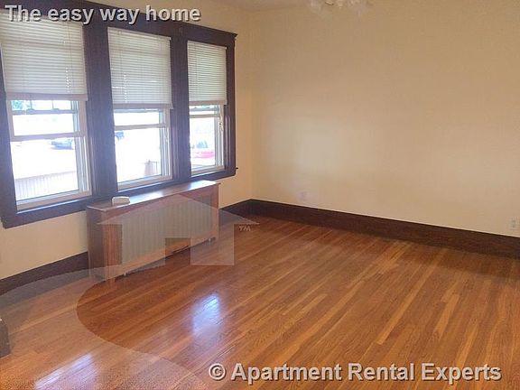 4th image of 56 Auburn St #1