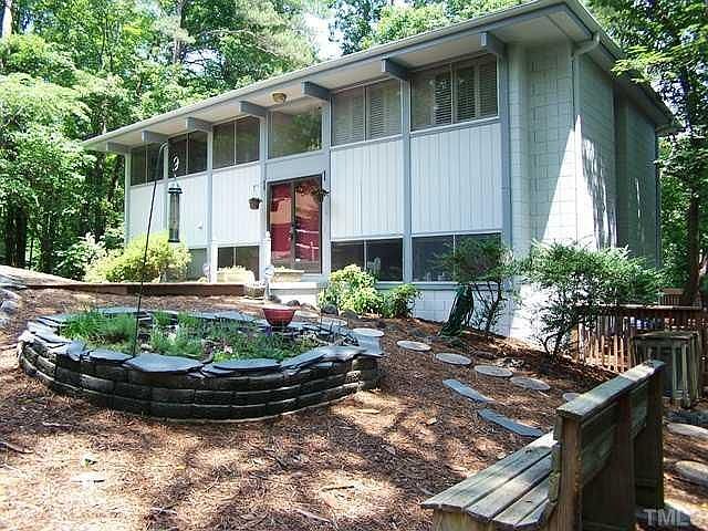1st image of 2 Chatham Ln