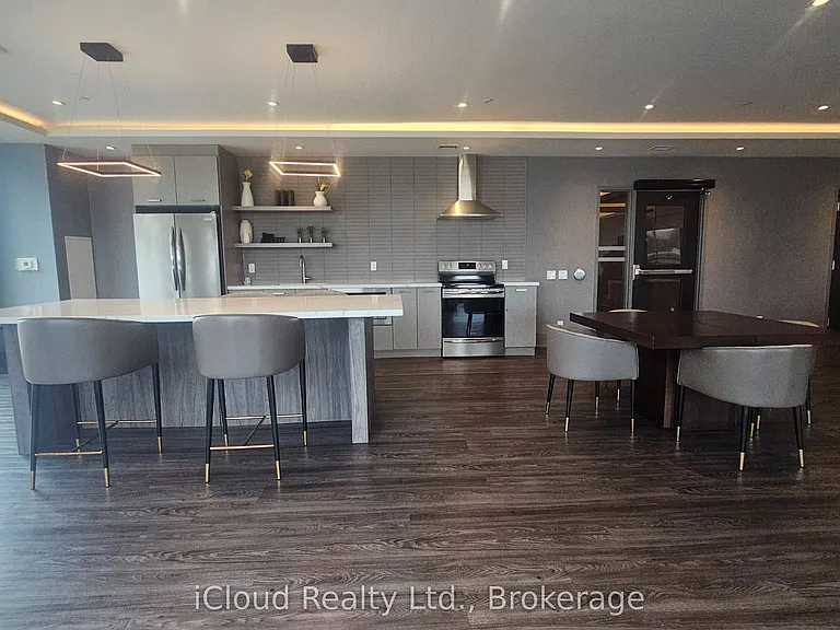15 Lynch St #2302 — Photo 37
