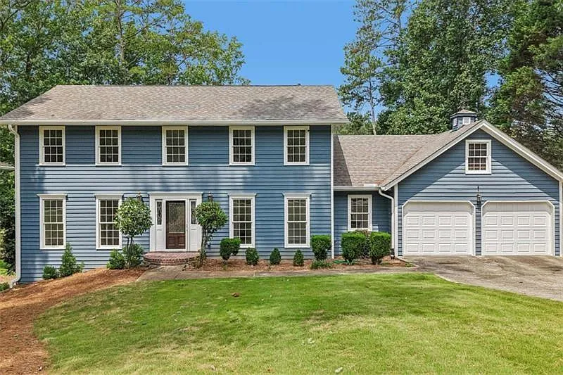 5 bed, 3.5 bath, 2696 sqft, $3,750 — Photo 1