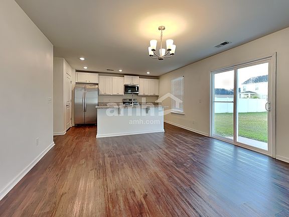 5th image of 7 Gardenia Dr