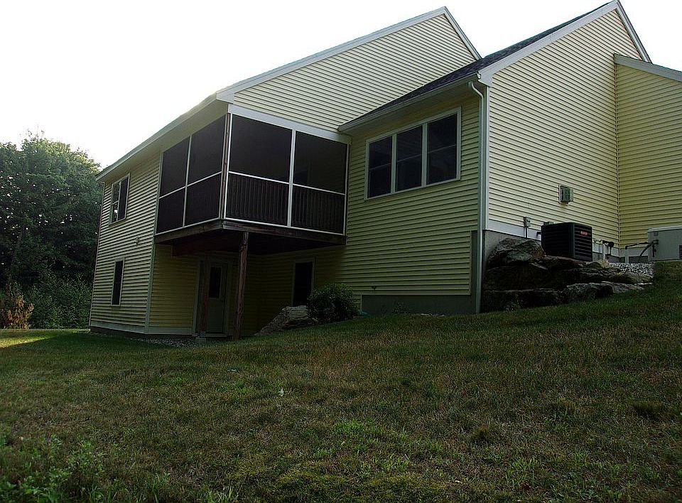 2nd image of 64 Stone Sled Ln