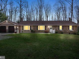 5498 Woods Rd, Stewartstown, PA 17363