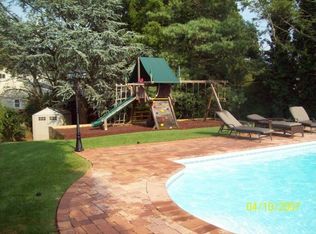 479 Sand Hill Rd, Wantagh, NY 11793