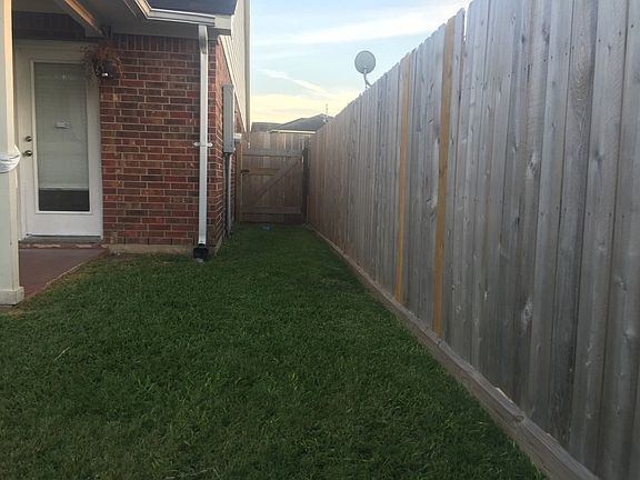 Entrance to the backyard