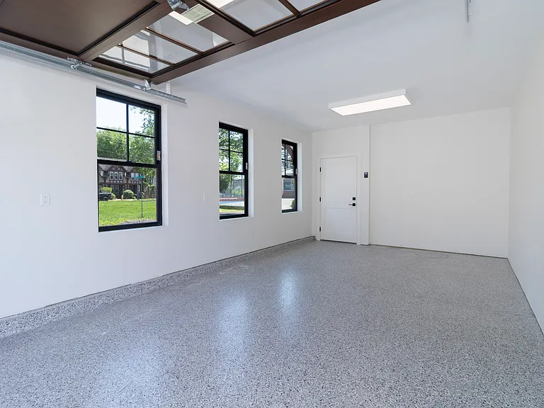 650 Main St #3 — Photo 11