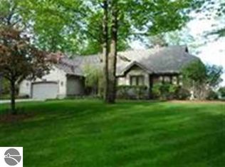 6149 S Betsie River Rd, Interlochen, MI 49643
