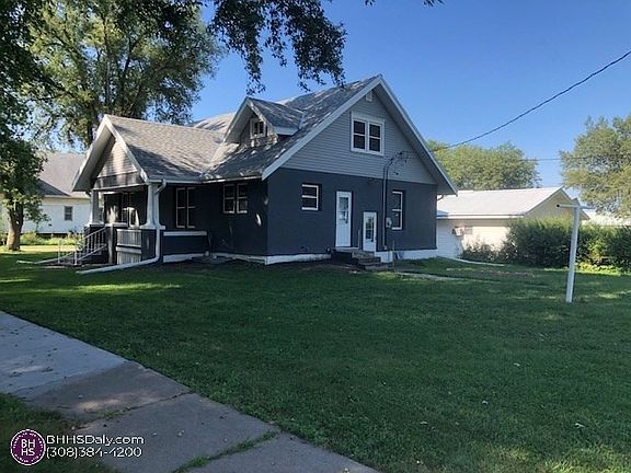 3rd image of 502 Nebraska St