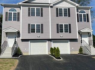 28-28A Standish St, Worcester, MA 01604