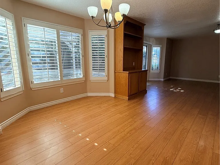12022 Falcon Crest Way — Photo 21