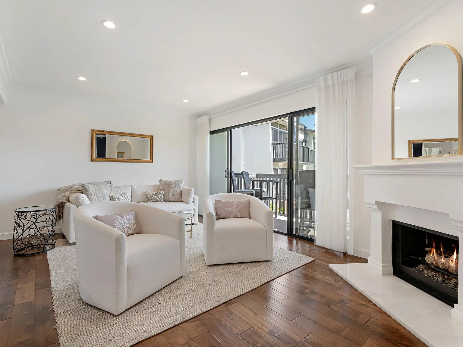 3 bed, 2.0 bath, $6,800 — Photo 3