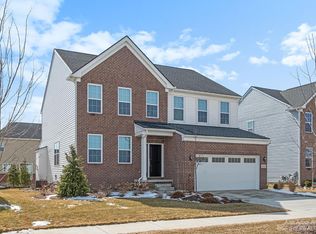 6325 S Trailwoods Dr, Berrien Springs, MI