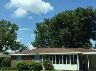 1393 Ivy Rd, Memphis, TN 38117