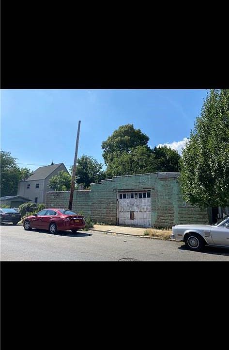1st image of 102-09 92nd St