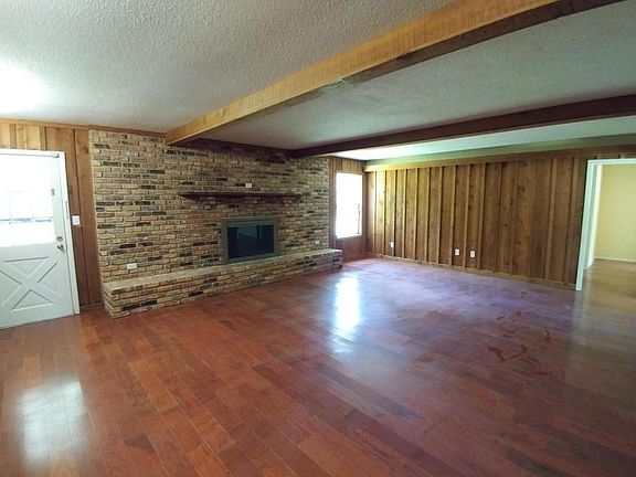 4th image of 15222 Highway 26 W