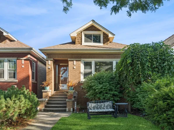 5514 W Newport Ave, Chicago, IL 60641