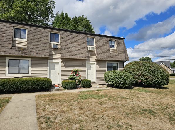 405 Blackhawk Rd APT 1