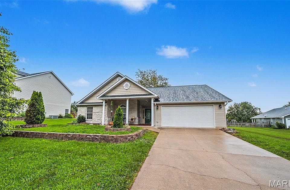 1st image of 10180 Summerfield Dr