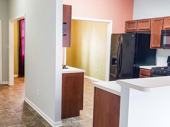 2nd image of 36459 Carriage Walk Ln
