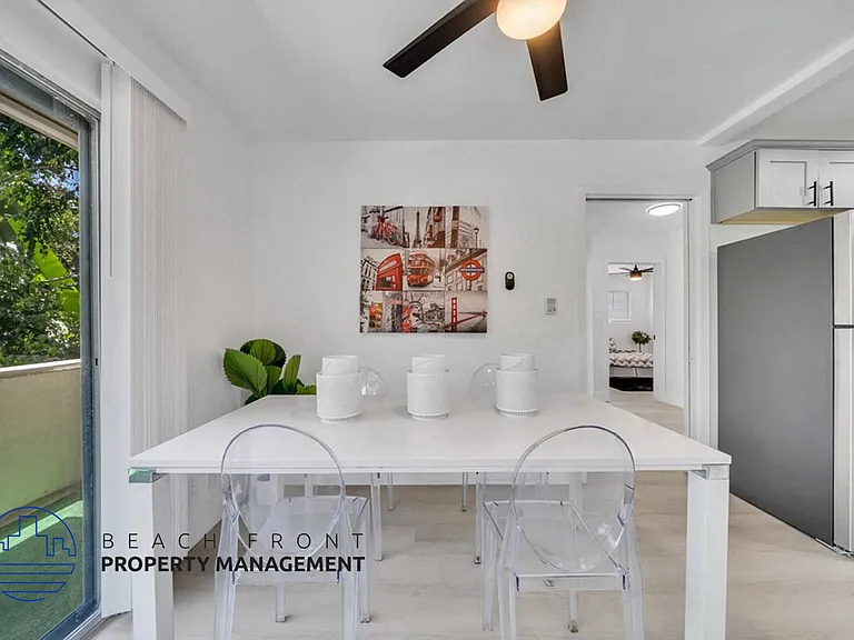 5311 Hermitage Ave. — Photo 7