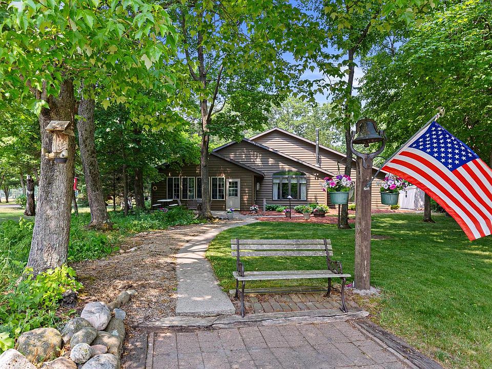 N9336 West Silver Springs DRIVE, Neshkoro, WI 54960 Zillow