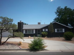 3508 Oakmount Dr SE, Rio Rancho, NM 87124