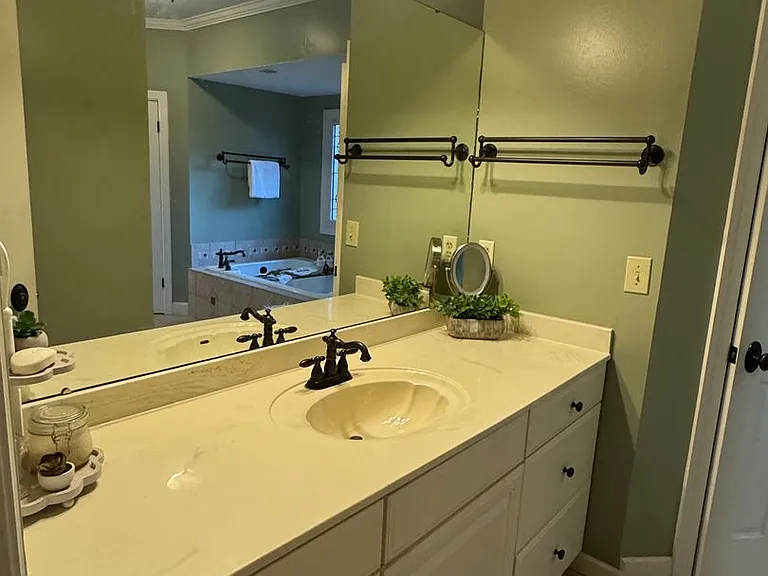 416 Towne Lake Dr — Photo 23