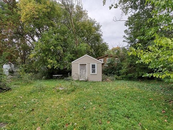 2nd image of 32407 Muskegon Ct