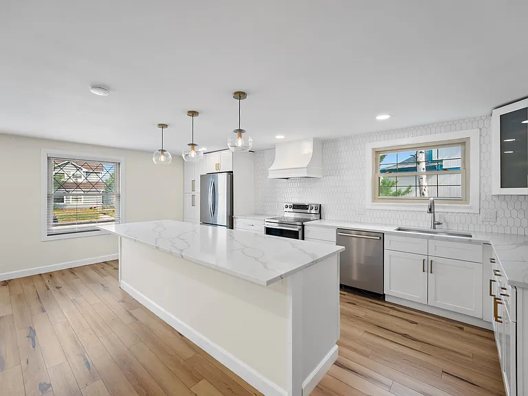 2785 Frazier Ln — Photo 10