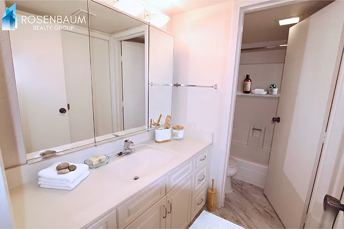 7921 E San Miguel Ave — Photo 5
