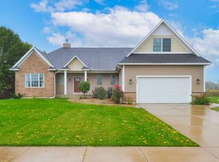 1774 Carlisle Dr, Saint Joseph, MI 49085