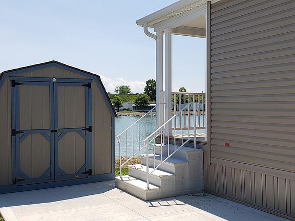 Exterior Image-1-Eagle River 109G Pikewood Manor