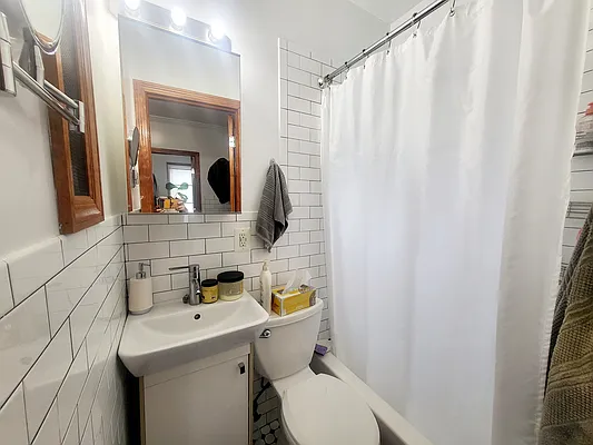 Rented by Douglas Elliman | media 8