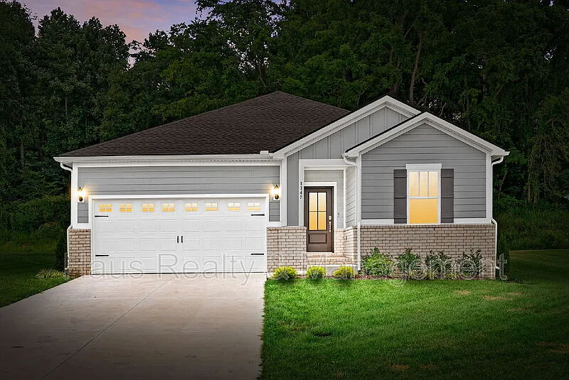 3 bed, 2.0 bath, 1800 sqft, $2,200 — Photo 2