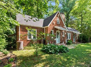 2918 Forest Dr, Alton, IL 62002